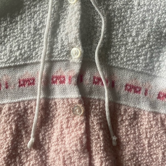 COPY - VINTAGE-TODDLE TIME-PINK & WHITE SWEATER - Picture 3 of 9